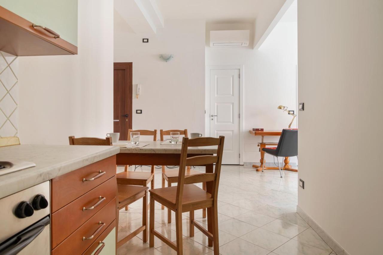 Stazione Centrale Cozy And Functional Flat ميلان المظهر الخارجي الصورة