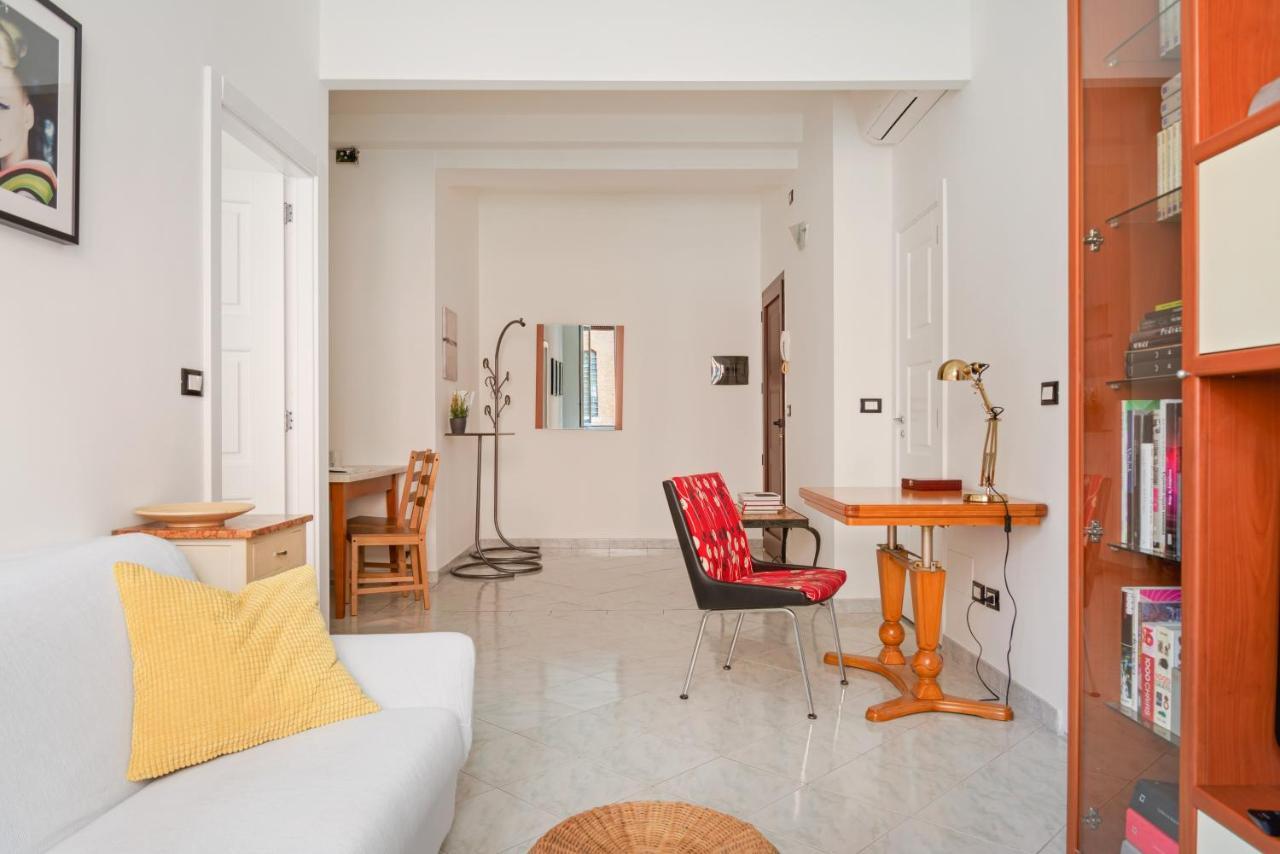 Stazione Centrale Cozy And Functional Flat ميلان المظهر الخارجي الصورة