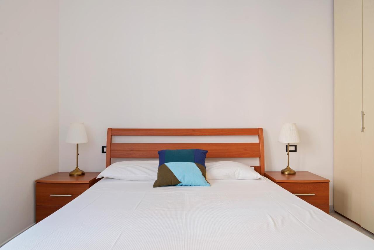 Stazione Centrale Cozy And Functional Flat ميلان المظهر الخارجي الصورة