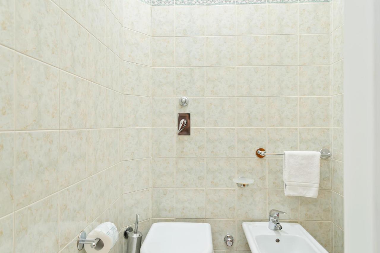 Stazione Centrale Cozy And Functional Flat ميلان المظهر الخارجي الصورة